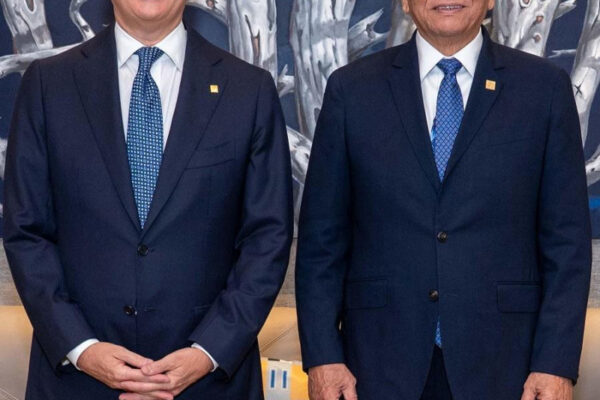 Banreservas y Banco Popular abordan retos y oportunidades del sistema financiero nacional