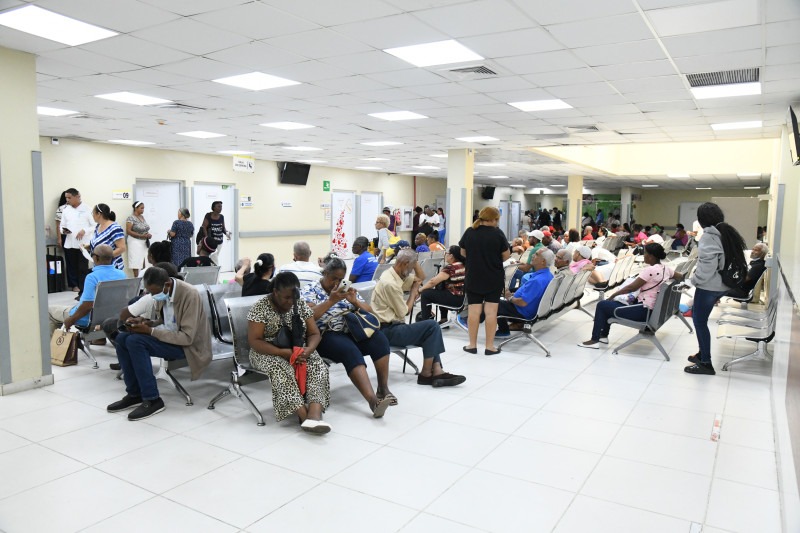 Aumento de infecciones respiratorias en República Dominicana genera alerta sanitaria