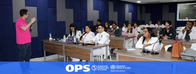 Capacitan a 214 profesionales en manejo del dengue grave en RD