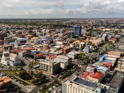 El Crecimiento Exponencial de Guyana y sus Retos Internos