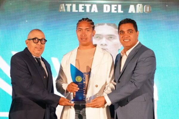 Ozuna Predice el Éxito Olímpico de Yudelina