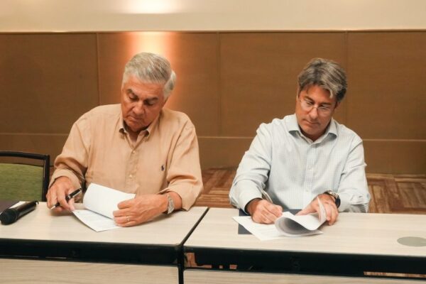Asonahores y Travegali firman acuerdo para impulsar el turismo accesible en RD