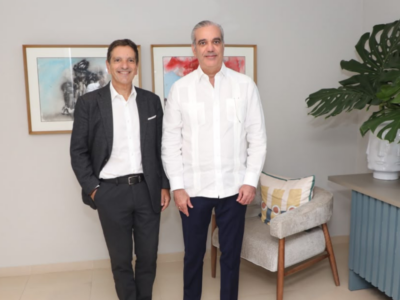Visita del Presidente de Google Cloud para América Latina a Luis Abinader en Santiago