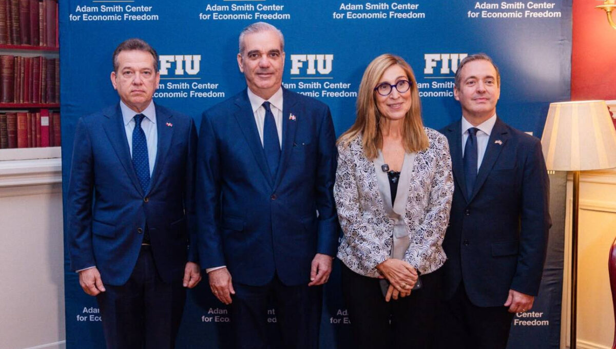Presidente Luis Abinader Promueve la República Dominicana como Destino Atractivo para Inversiones Internacionales