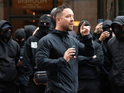 Activista de Derecha, Daniel Thomas, Arrestado Tras Agredir un Dinghy en el Canal de la Mancha