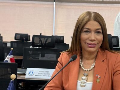 Parlacen Aprueba Resolución para Restringir Uso Recreativo de Dispositivos Tecnológicos en Aulas