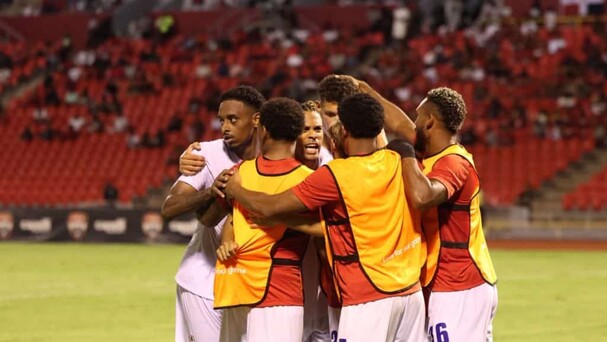 República Dominicana logra victoria y continúa invicta tras vencer a Trinidad y Tobago en su casa