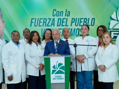 Fuerza del Pueblo denuncia 14,688 muertes infantiles en seis años y advierte sobre fallas críticas del sistema de salud