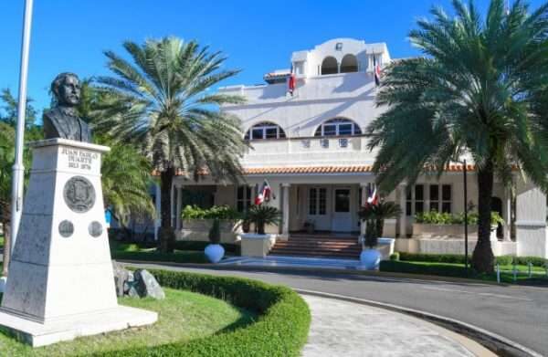 República Dominicana Se Prepara para la Reapertura de su Consulado
