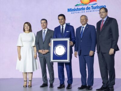 El flujo turístico hacia RD alcanzó 25,000 millones de dólares en 2025