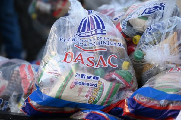 DASAC sirve cada mes 4 millones de almuerzos a través de los 163 Comedores Comunitarios instalados en puntos estratégicos de todo el territorio nacional.