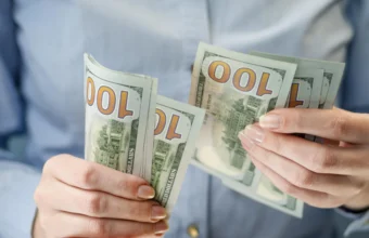 Las Remesas y el Turismo Fortalecen las Divisas de la República Dominicana