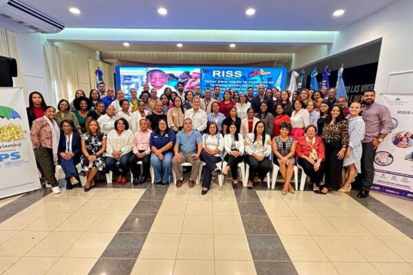 La OPS y la Unión Europea colaboran para fortalecer los servicios de salud en República Dominicana