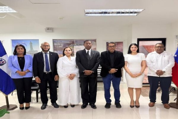 Reabre el Consulado de República Dominicana en Caracas Tras Más de Dos Años de Inactividad