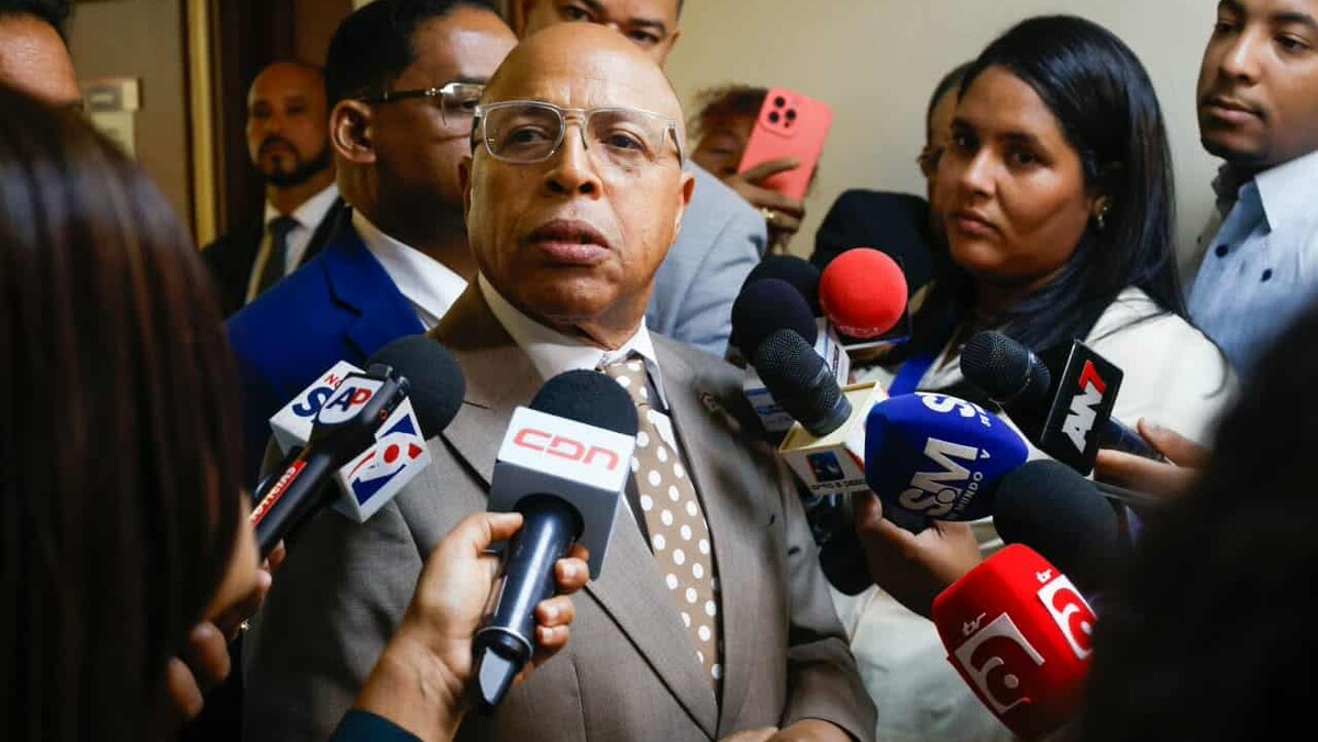 Alfredo Pacheco se pronuncia sobre la agresión a la diputada Millys Martínez en Elías Piña