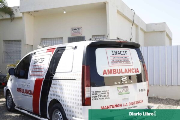 Trágico accidente en Santiago deja dos jóvenes fallecidos