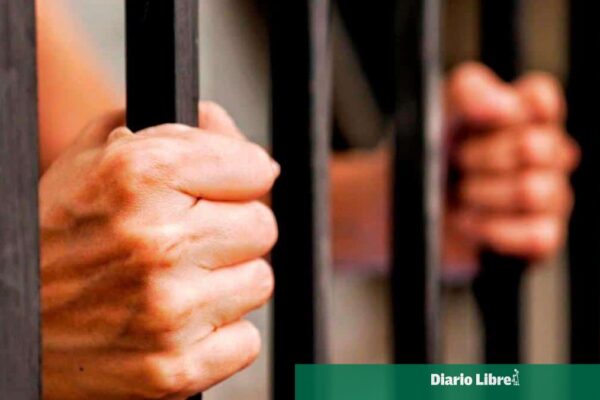Imponen prisión preventiva a hombre acusado de fraude eléctrico