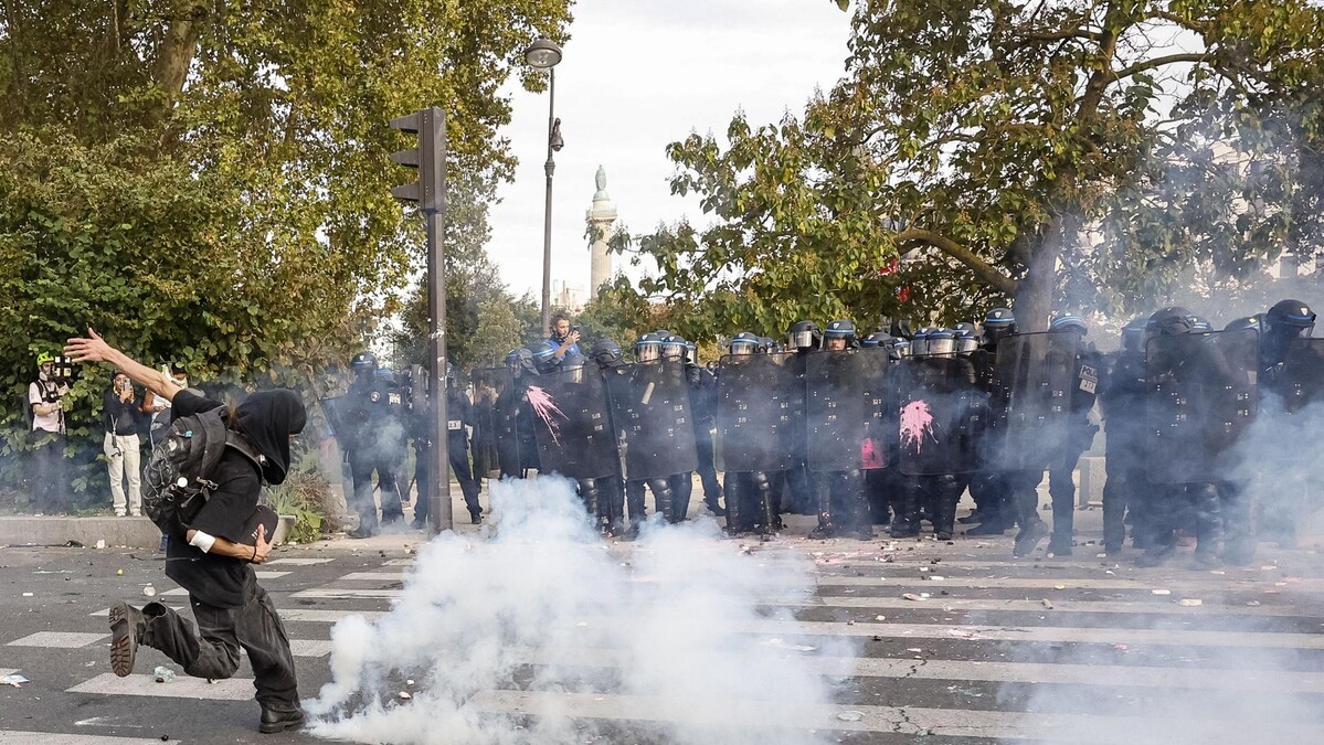 Primer Ministro Francés Advierte sobre la «Violencia Urbana» en Protestas Estudiantiles