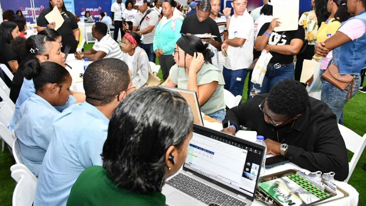 Feria de Empleo para el Sector Turismo se Realiza en La Romana