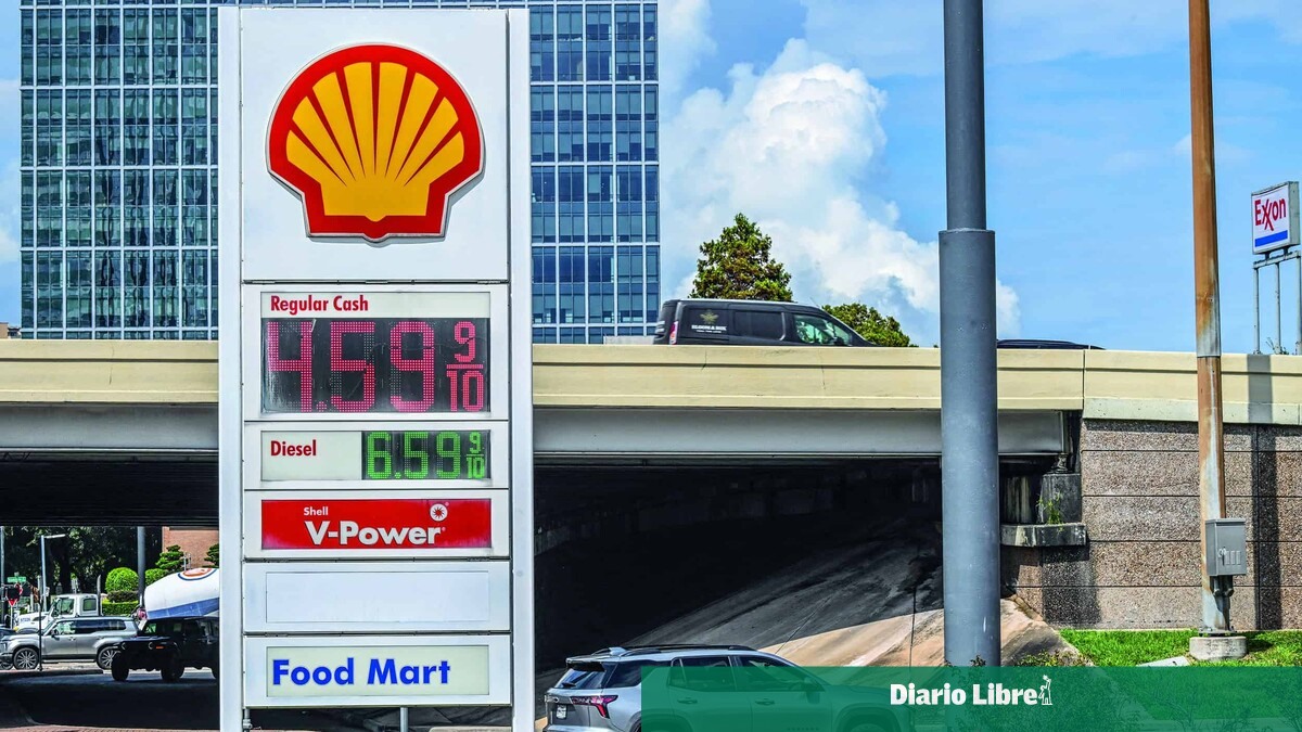 La Gasolina en EE. UU. Supera los Cuatro Dólares por Galón Durante 158 Días