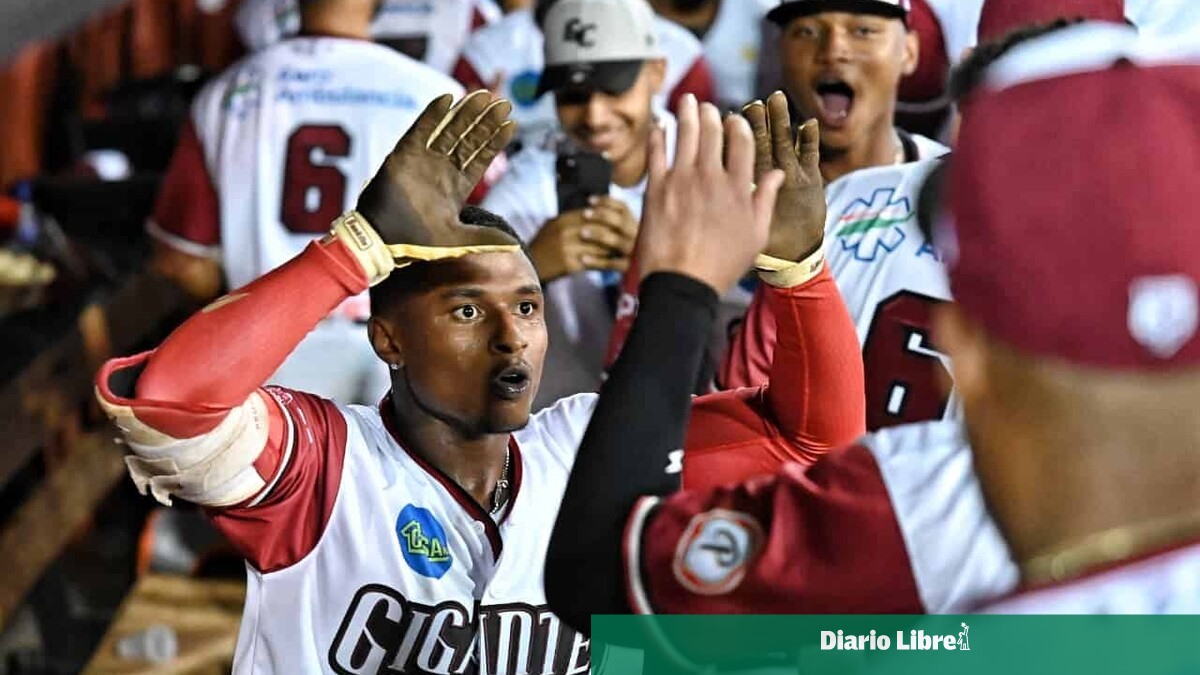 Gigantes del Cibao Inician la Temporada con Victoria sobre las Águilas Cibaeñas