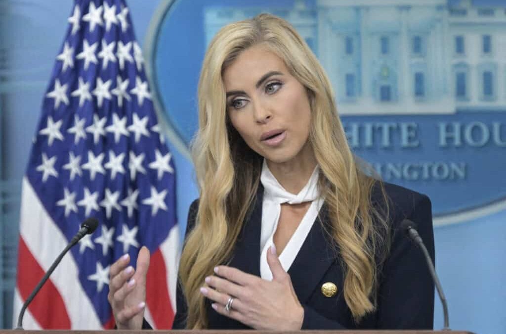 Katie Zacharia renuncia como portavoz de la Casa Blanca tras una breve gestión
