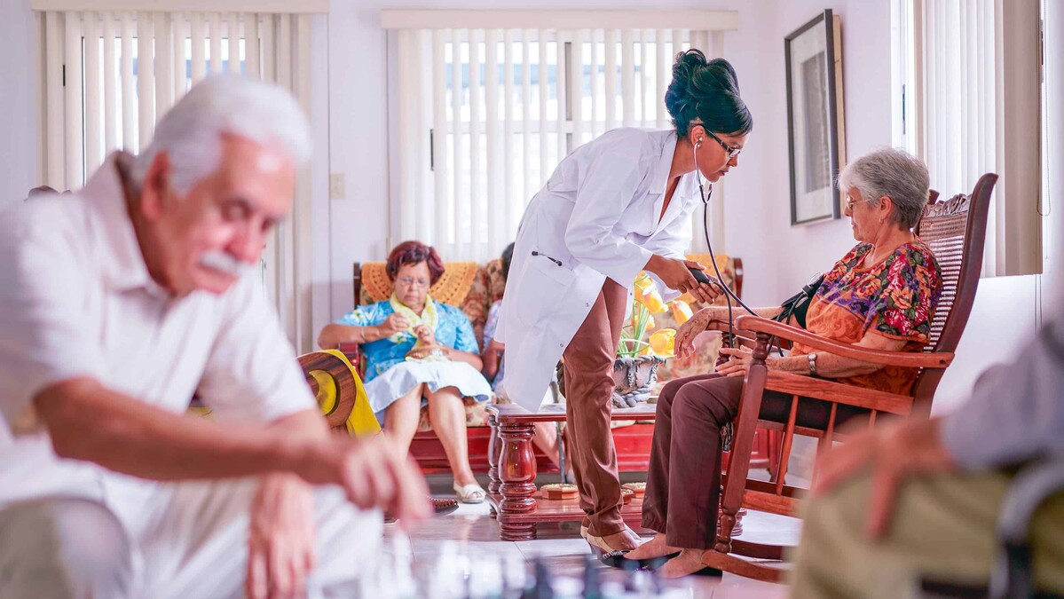 Irregularidades en el programa Familias de Cariño de Conape involucran a empleados públicos
