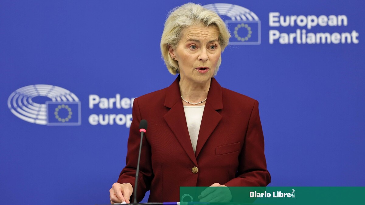La Comisión Europea exige un aumento en las sanciones contra Rusia tras la suspensión de EE. UU.