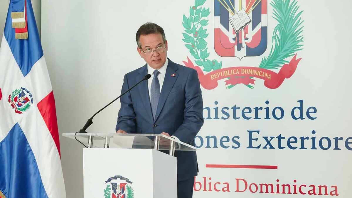El Canciller Dominicano Viaja a Canadá para Fortalecer la Cooperación Bilateral