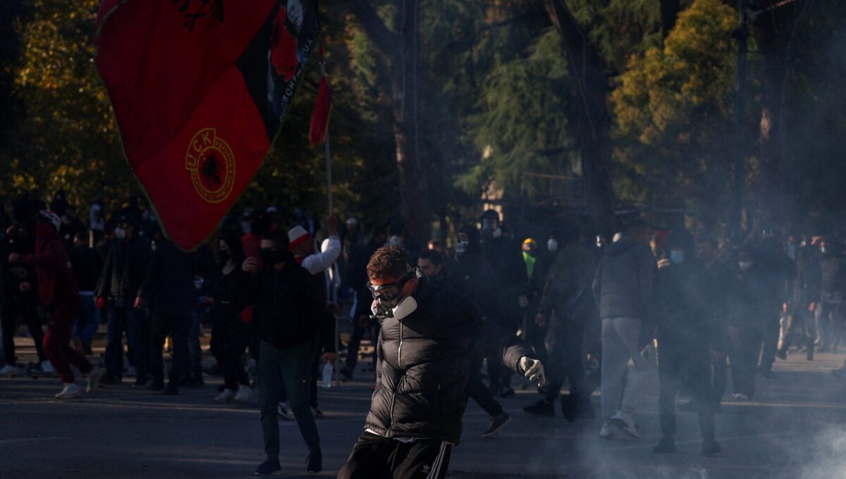 El Líder Albanés, Edi Rama, Denuncia Protestas Violentas