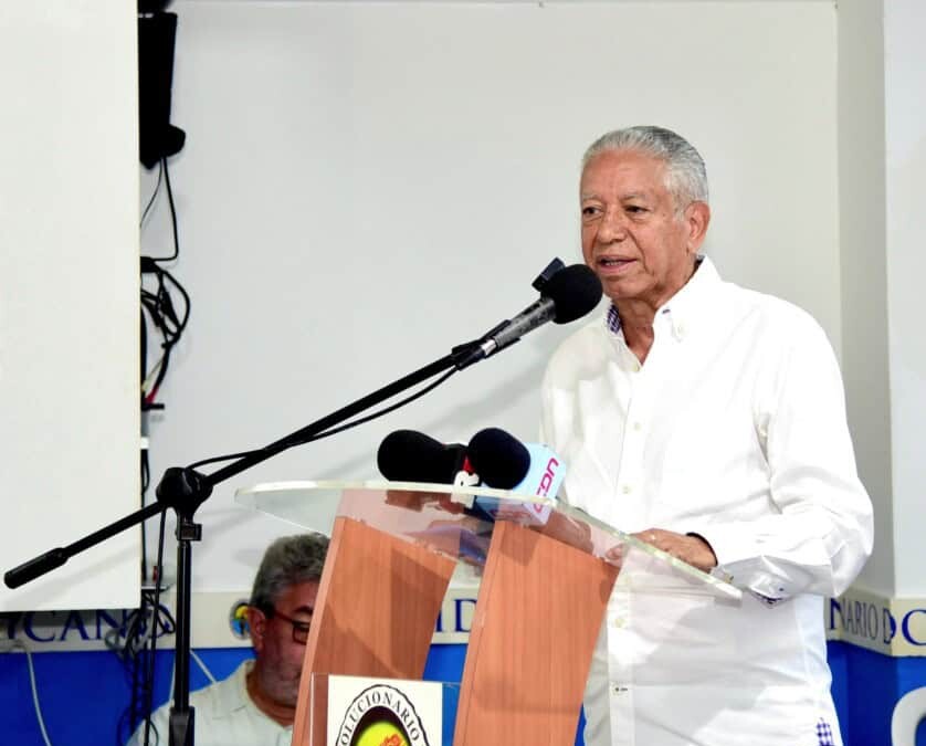 Héctor Guzmán propone protección a productores de arroz