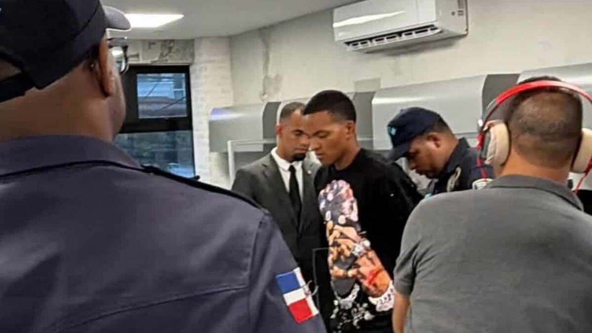 Se entrega joven buscado por tiroteo en Barahona