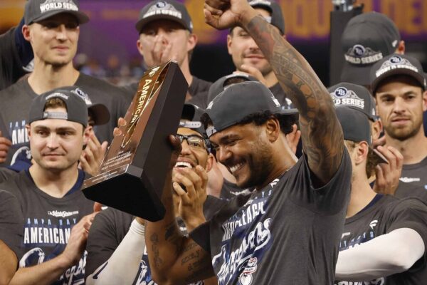 Rays de Tampa Bay y Cerveceros de Milwaukee disputarán una Serie Mundial inédita