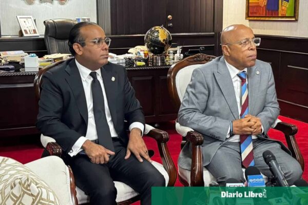 Alfredo Pacheco respalda a David Collado ante críticas de Chú Vásquez
