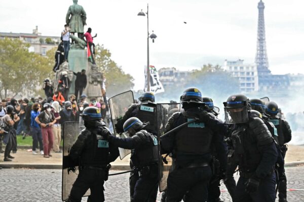 Juicios Rápidos para Sospechosos de Disturbios en Francia