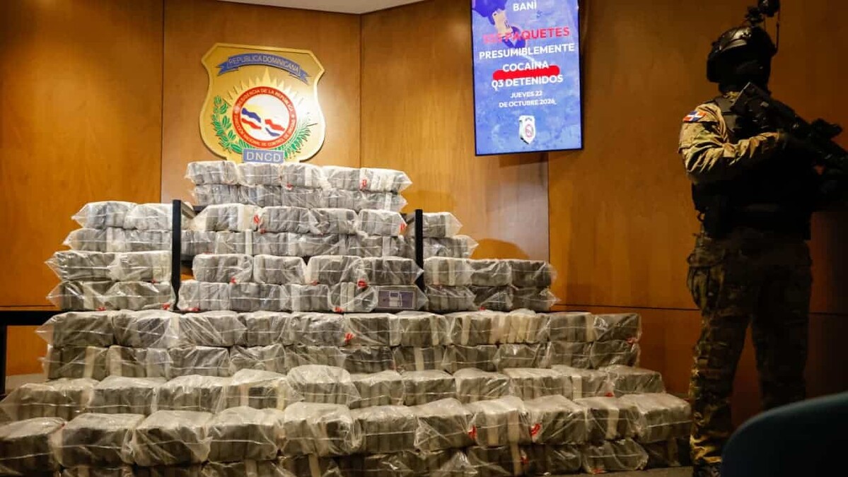 Ocupación de 555 Paquetes de Presunta Cocaína en Baní