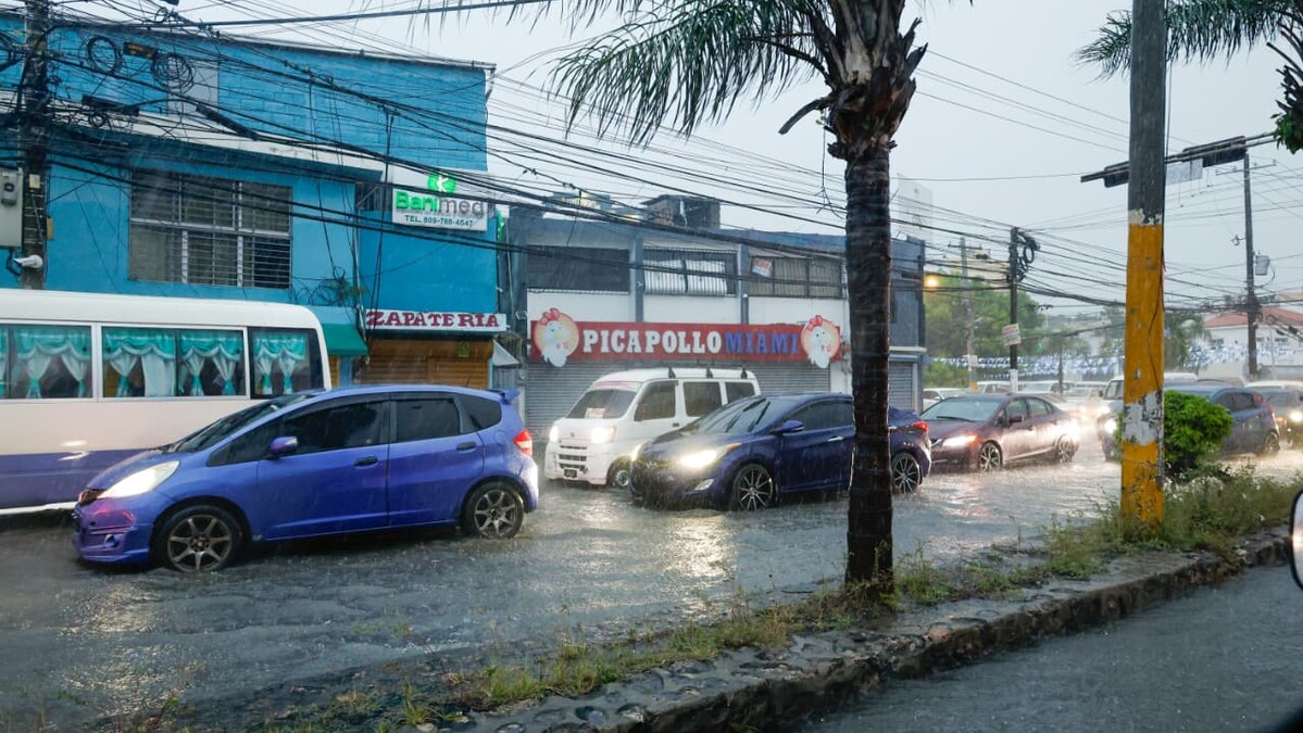 El Gran Santo Domingo Mantiene Alerta Amarilla por Condiciones Climáticas