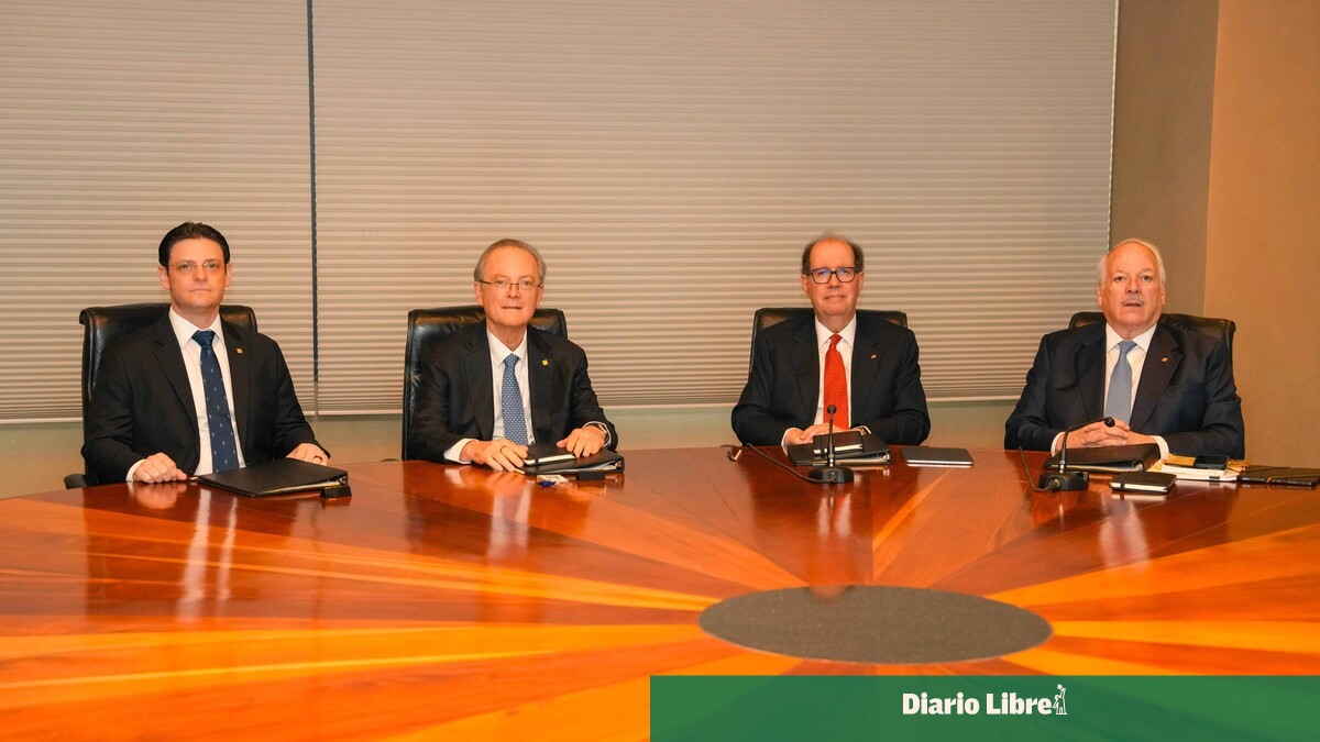 Cambios Estratégicos en el Consejo de Administración del Grupo Popular