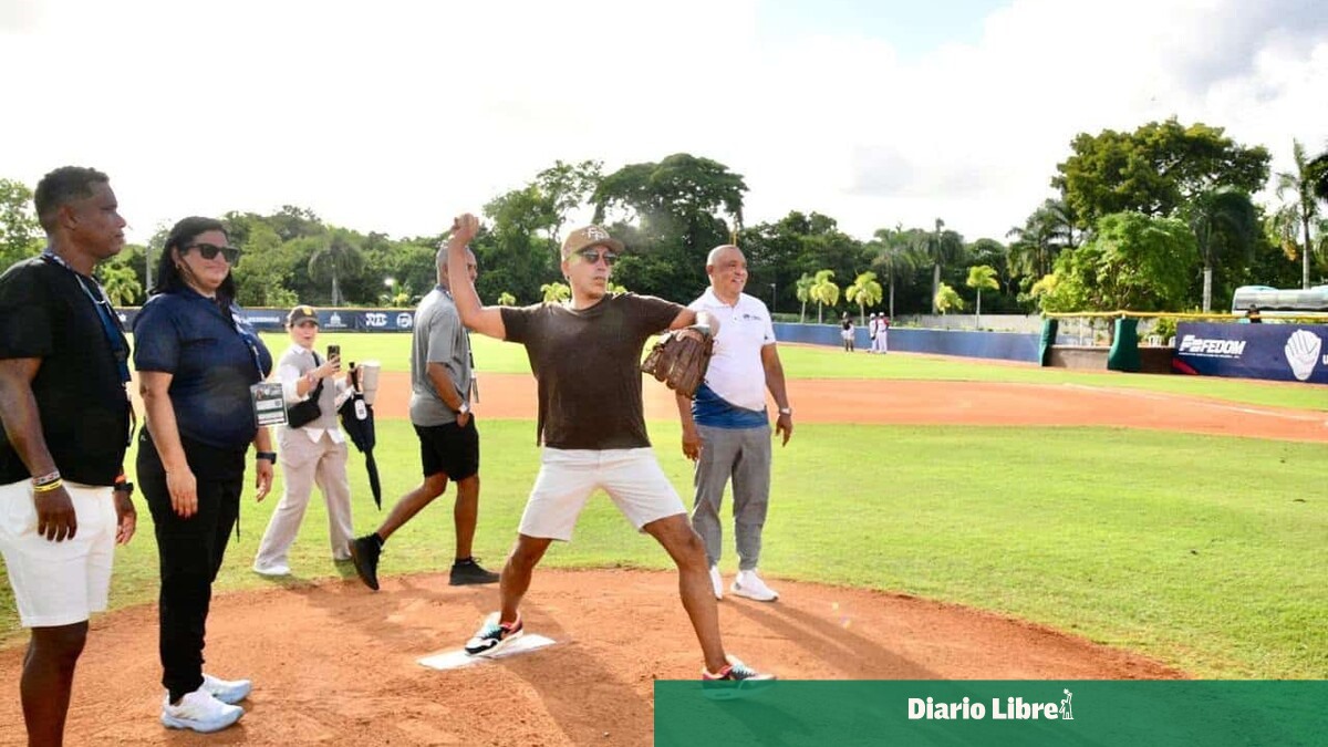 Nuevos propietarios de los Padres de San Diego asisten al Campeonato Panamericano Sub-18