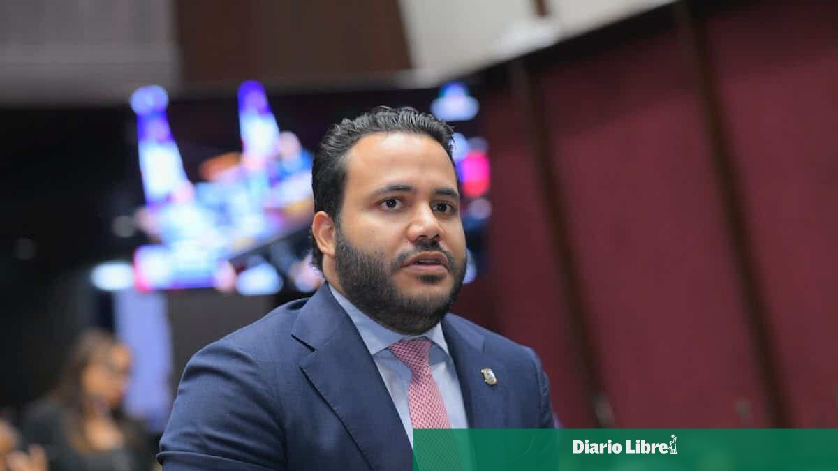 Rogelio Genao renuncia al PRSC y critica su liderazgo