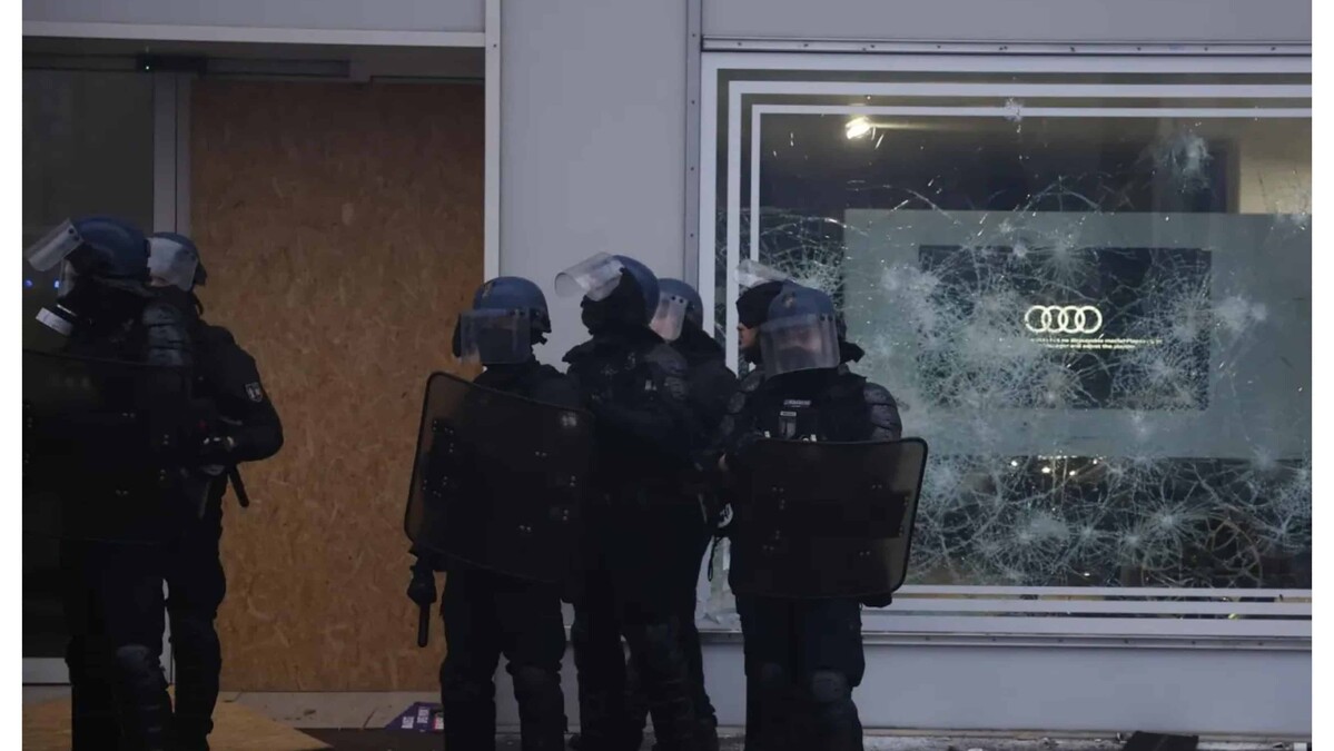 Disturbios en Ciudades Francesas Tras Manifestaciones Pacíficas
