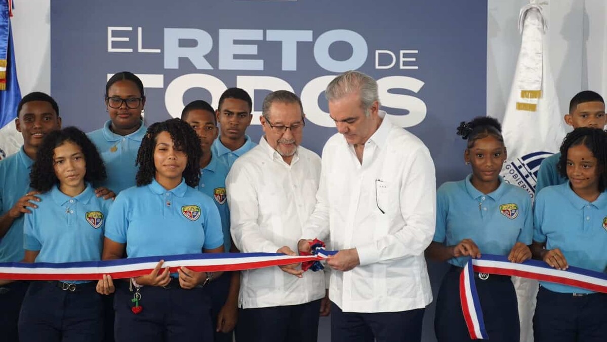 Gobierno Inaugura Techado en Politécnico de Sabana Perdida