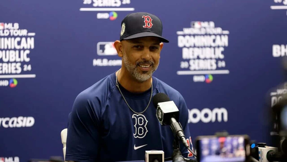 Alex Cora Atribuye Su Despido a un Bajo Rendimiento del Lanzamiento en los Red Sox