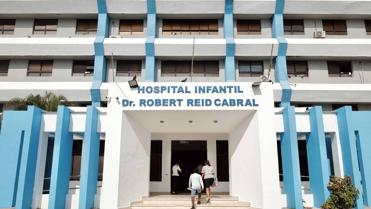 Falla eléctrica en el Hospital Dr. Robert Reid Cabral impacta a pacientes