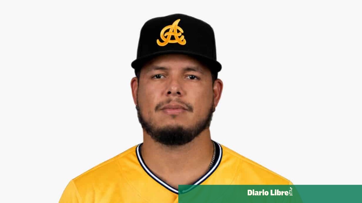 Las Águilas Cibaeñas incorporan al relevista panameño Sadrac Franco